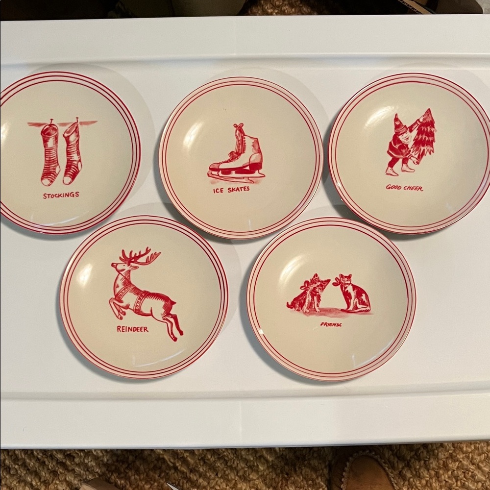 Set of 5 Molly Hatch holiday appetizer plates from Anthropologie